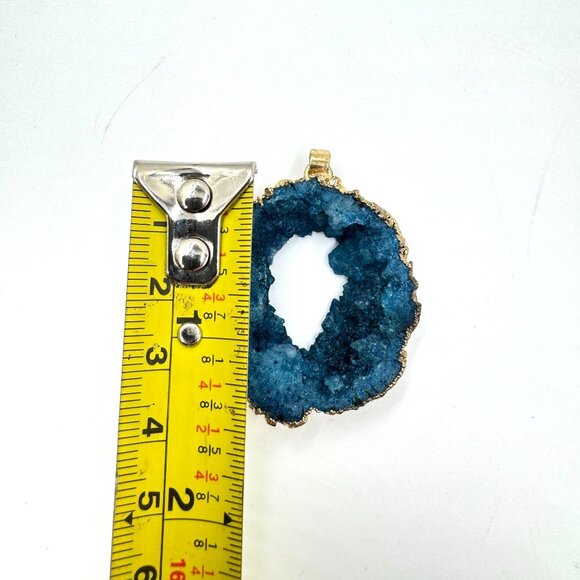 Blue Druzy Geode with an gold-plated edge Boho Gypsy Pendant - Picture 10 of 11